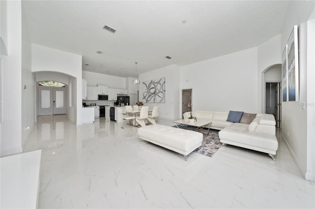 For Rent: $3,750 (4 beds, 3 baths, 2673 Square Feet)