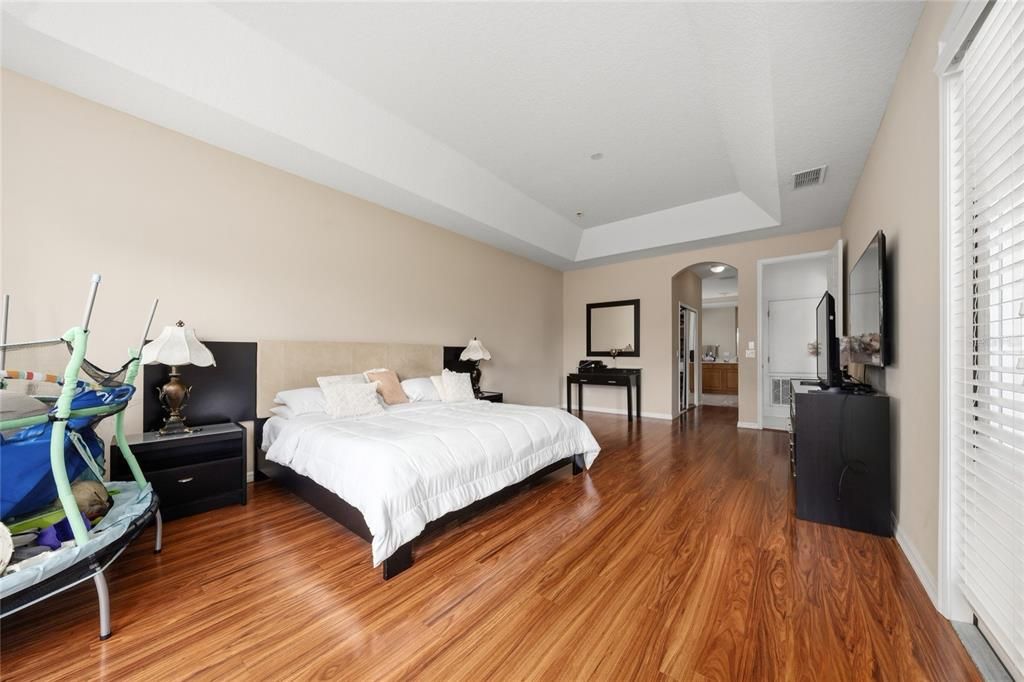 For Rent: $3,750 (4 beds, 3 baths, 2673 Square Feet)