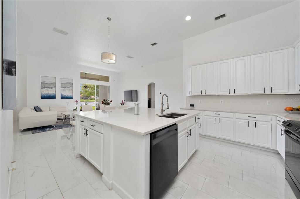 For Rent: $3,750 (4 beds, 3 baths, 2673 Square Feet)