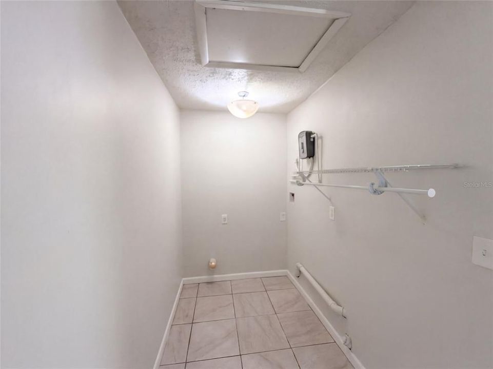 For Sale: $265,000 (3 beds, 2 baths, 1332 Square Feet)