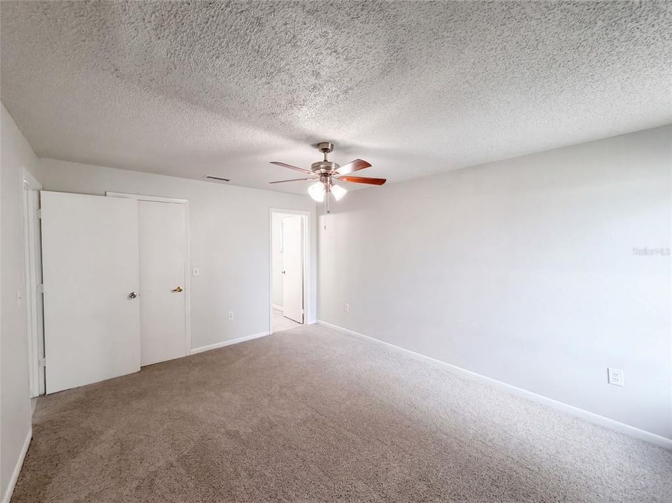 For Sale: $265,000 (3 beds, 2 baths, 1332 Square Feet)