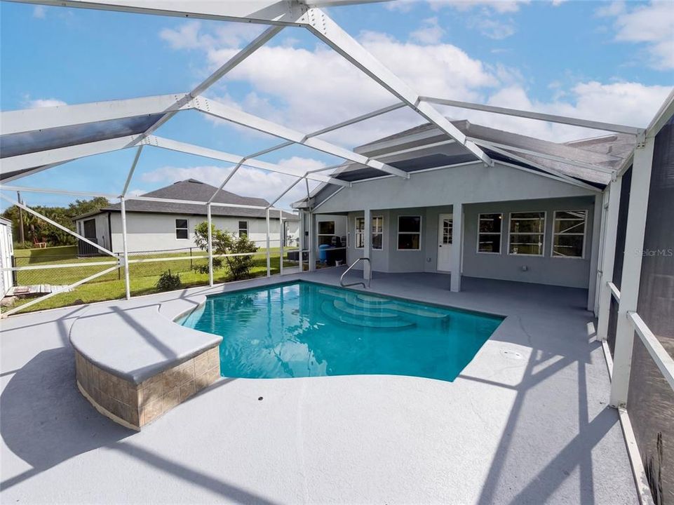For Sale: $330,000 (3 beds, 2 baths, 1518 Square Feet)
