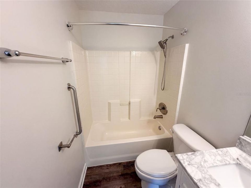 For Sale: $330,000 (3 beds, 2 baths, 1518 Square Feet)