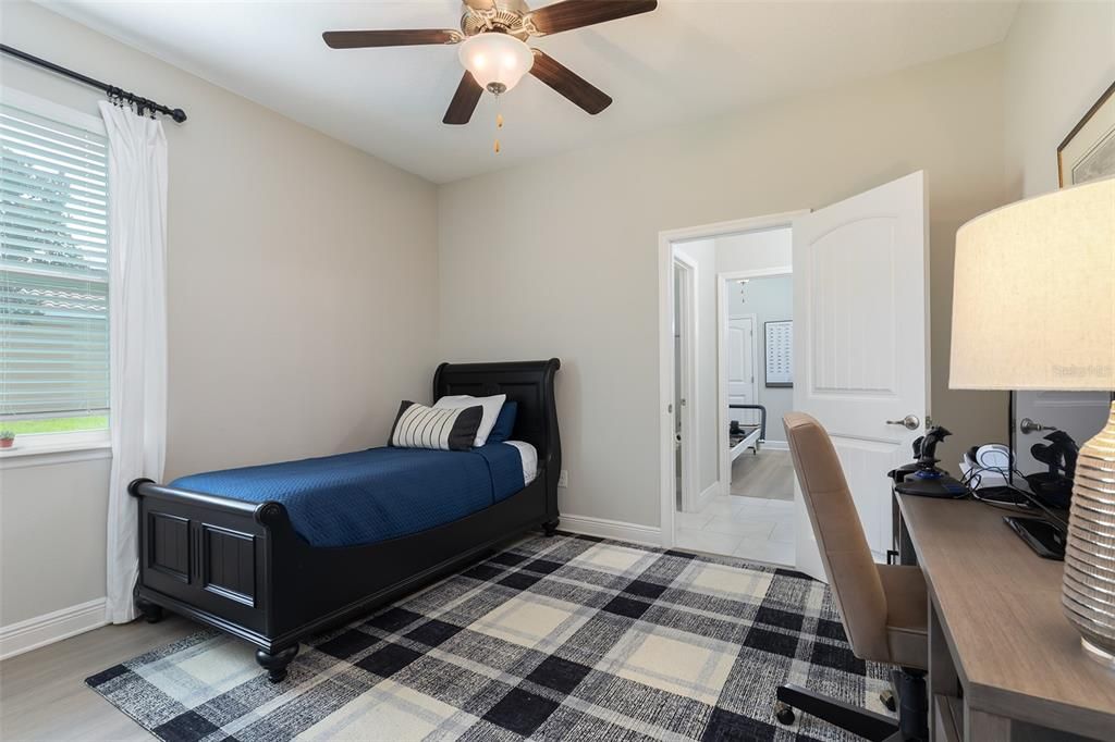 Active With Contract: $540,000 (4 beds, 3 baths, 3096 Square Feet)