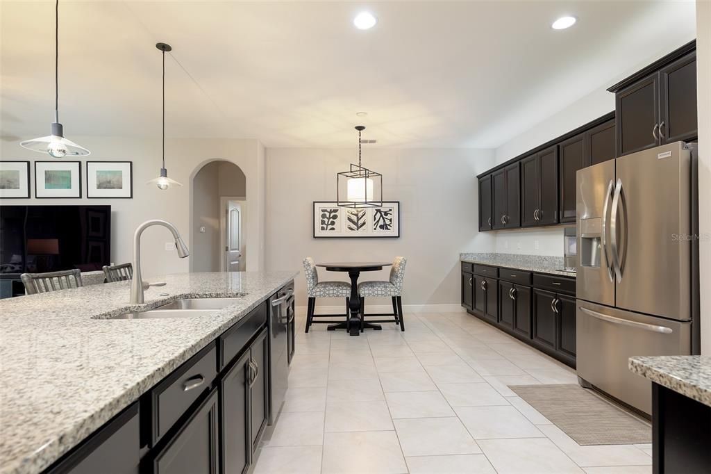 Active With Contract: $540,000 (4 beds, 3 baths, 3096 Square Feet)