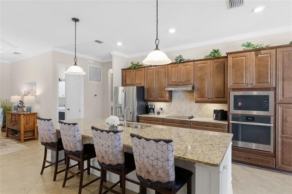 Active With Contract: $799,000 (3 beds, 2 baths, 2365 Square Feet)
