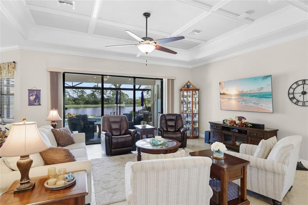 Active With Contract: $799,000 (3 beds, 2 baths, 2365 Square Feet)