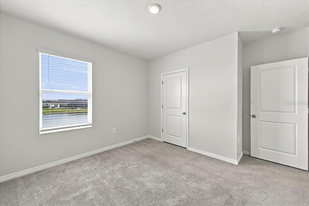 For Rent: $3,300 (5 beds, 3 baths, 2674 Square Feet)