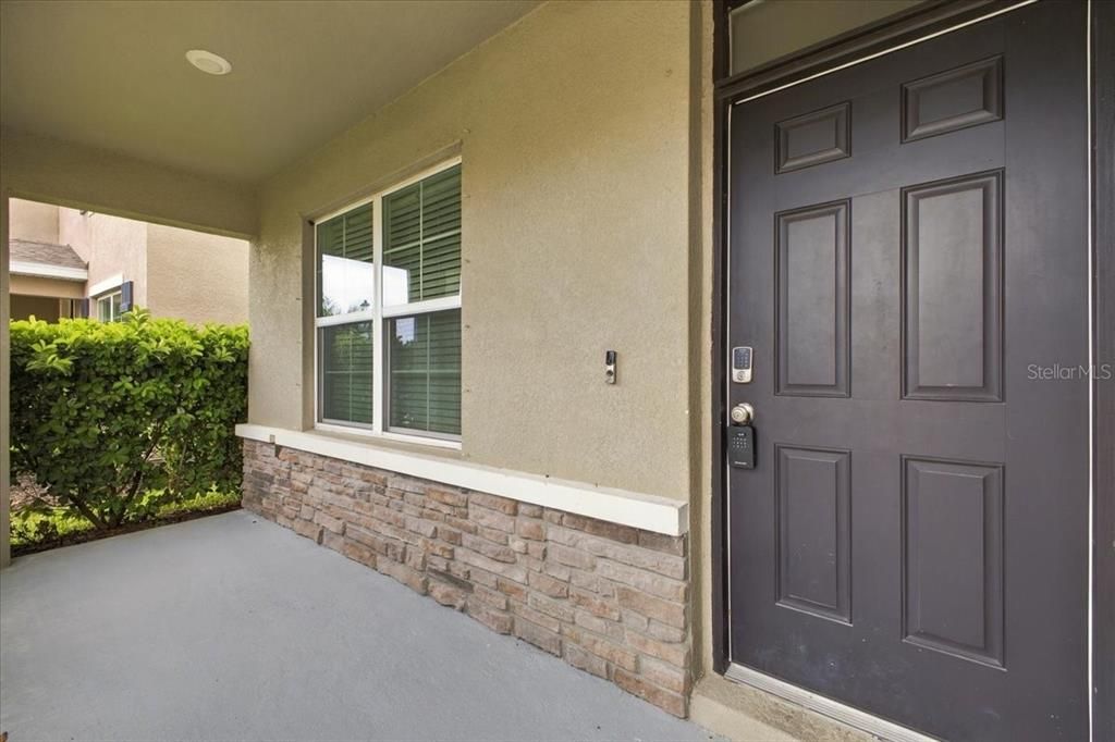 For Rent: $3,300 (5 beds, 3 baths, 2674 Square Feet)