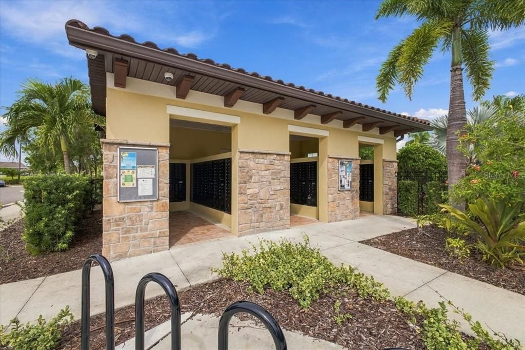 For Rent: $3,300 (5 beds, 3 baths, 2674 Square Feet)