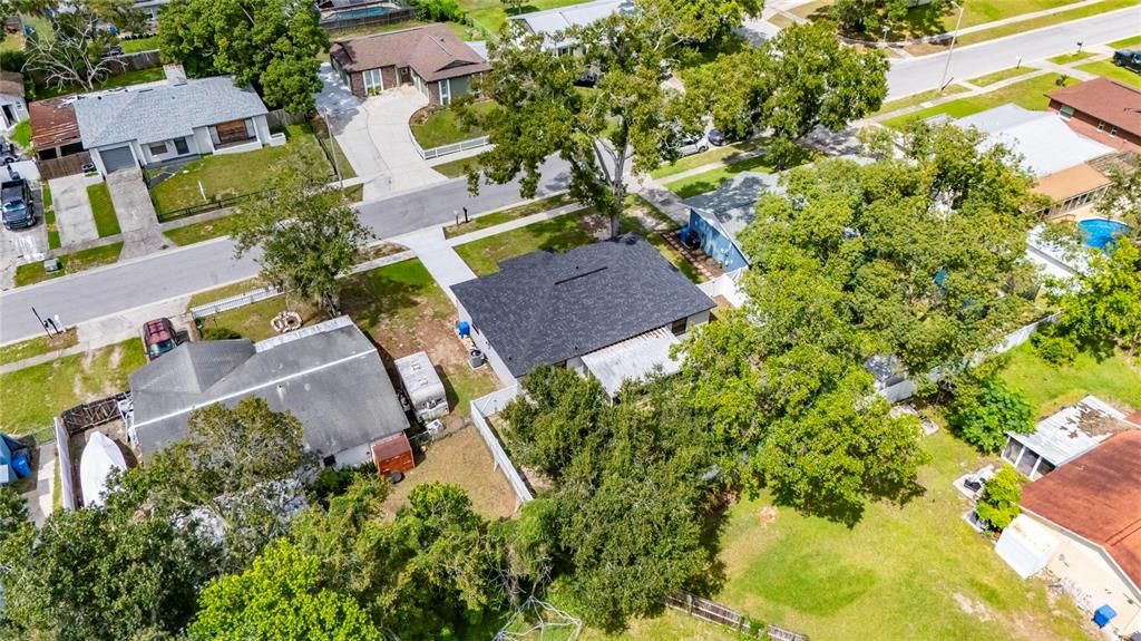 For Sale: $349,900 (3 beds, 2 baths, 1272 Square Feet)