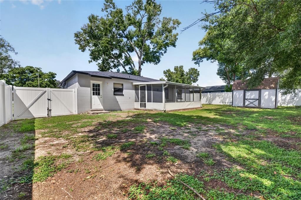 For Sale: $349,900 (3 beds, 2 baths, 1272 Square Feet)