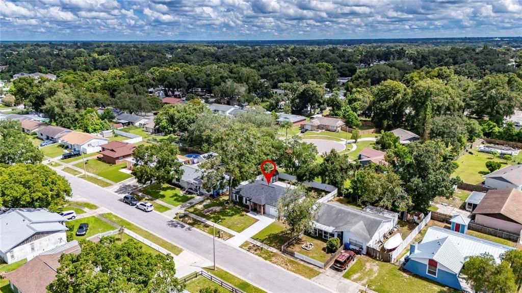 For Sale: $349,900 (3 beds, 2 baths, 1272 Square Feet)