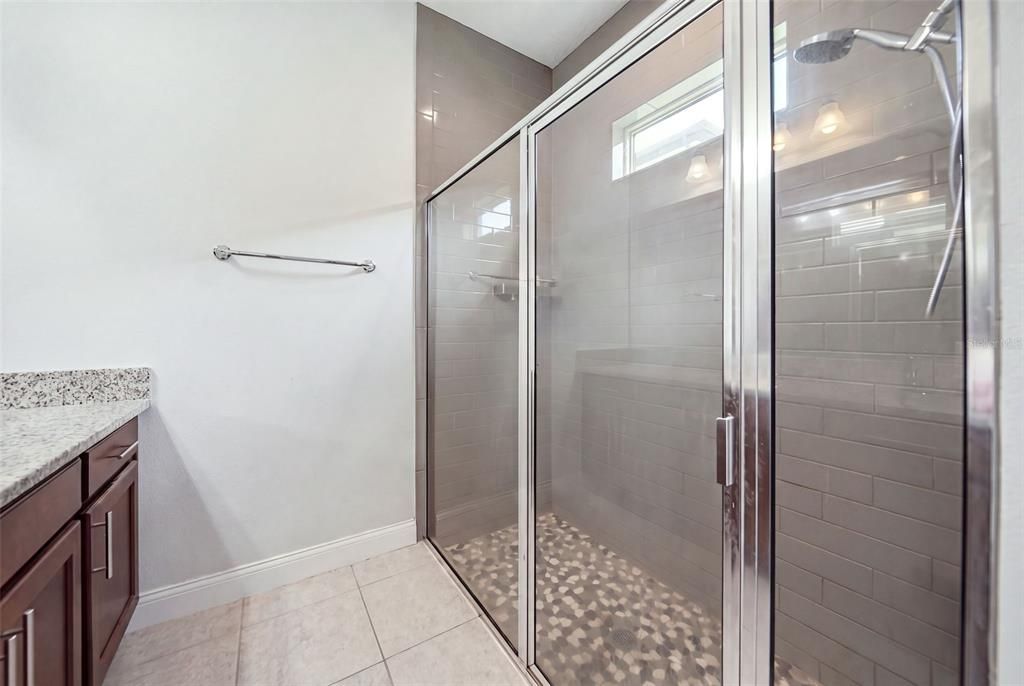 For Rent: $6,500 (4 beds, 4 baths, 3970 Square Feet)