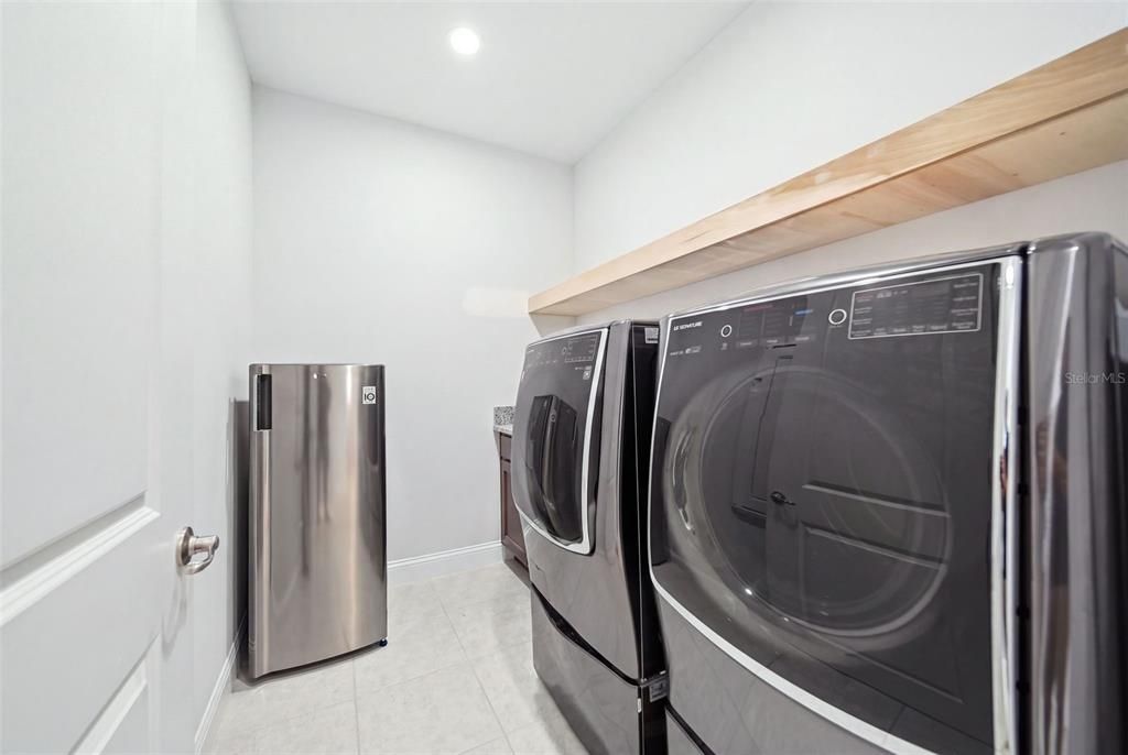 For Rent: $6,500 (4 beds, 4 baths, 3970 Square Feet)