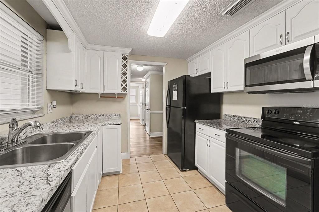 En Venta: $249,900 (3 camas, 2 baños, 1234 Pies cuadrados)