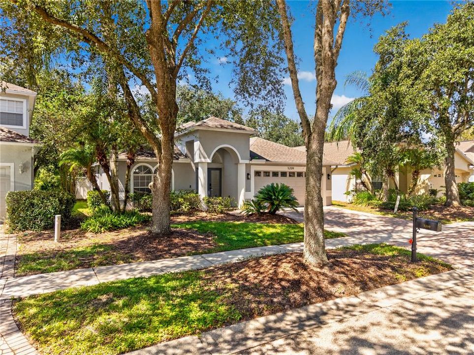 For Sale: $489,000 (3 beds, 2 baths, 2074 Square Feet)