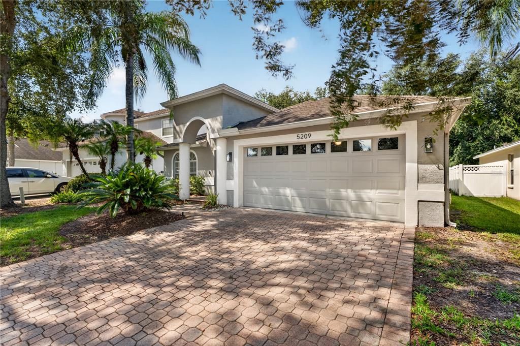 For Sale: $489,000 (3 beds, 2 baths, 2074 Square Feet)