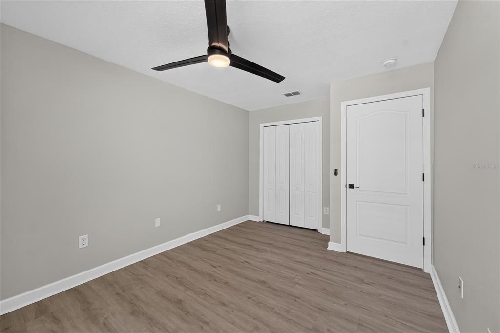 For Sale: $489,000 (3 beds, 2 baths, 2074 Square Feet)