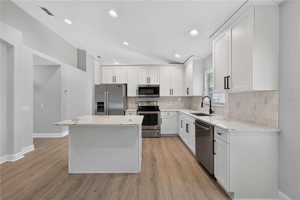 For Sale: $489,000 (3 beds, 2 baths, 2074 Square Feet)