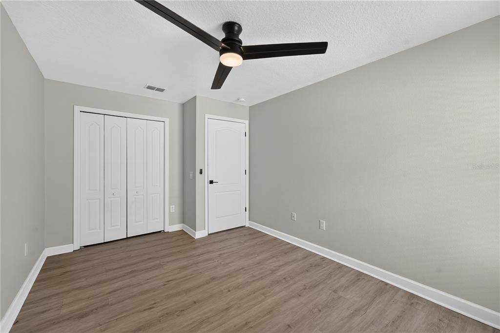 For Sale: $489,000 (3 beds, 2 baths, 2074 Square Feet)