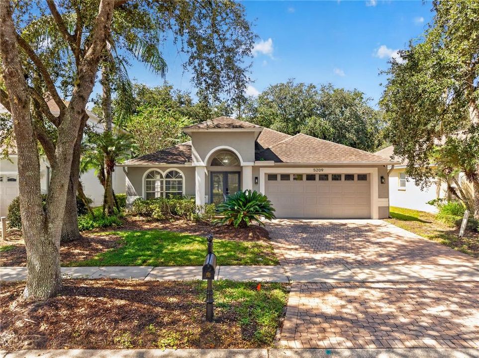 For Sale: $489,000 (3 beds, 2 baths, 2074 Square Feet)