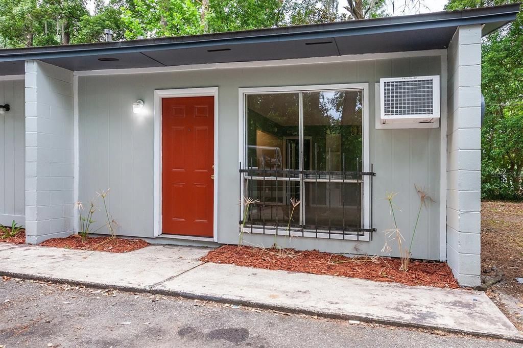 For Rent: $900 (1 beds, 1 baths, 612 Square Feet)