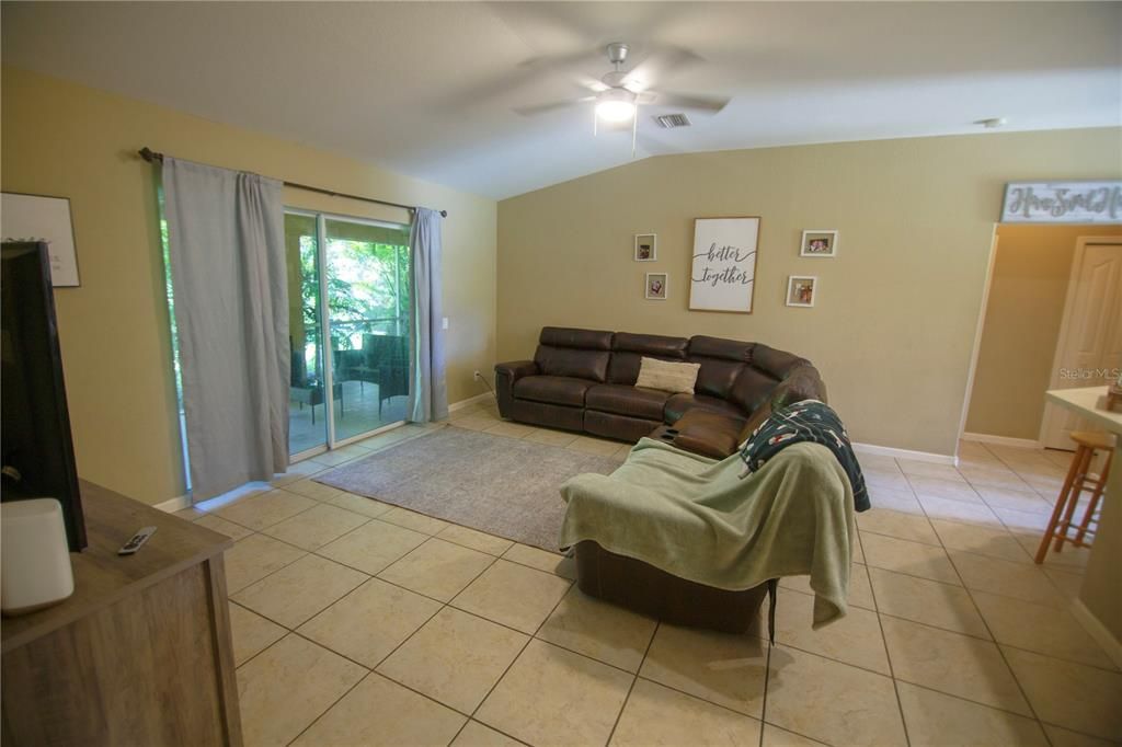 For Sale: $289,990 (3 beds, 2 baths, 1499 Square Feet)