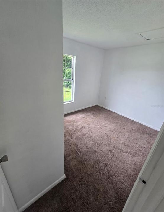 For Sale: $205,000 (3 beds, 1 baths, 960 Square Feet)