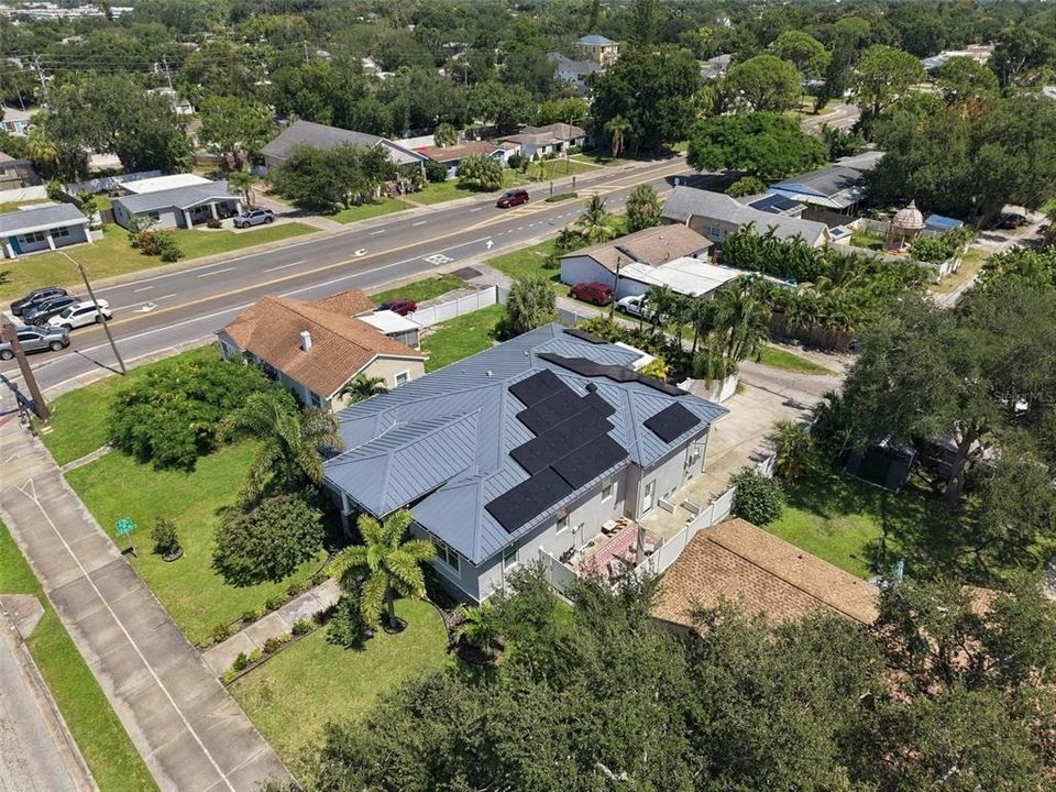 For Sale: $1,175,000 (3 beds, 2 baths, 2236 Square Feet)