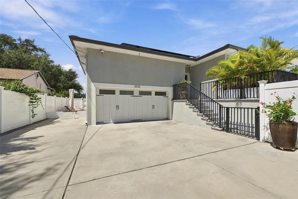 For Sale: $1,175,000 (3 beds, 2 baths, 2236 Square Feet)