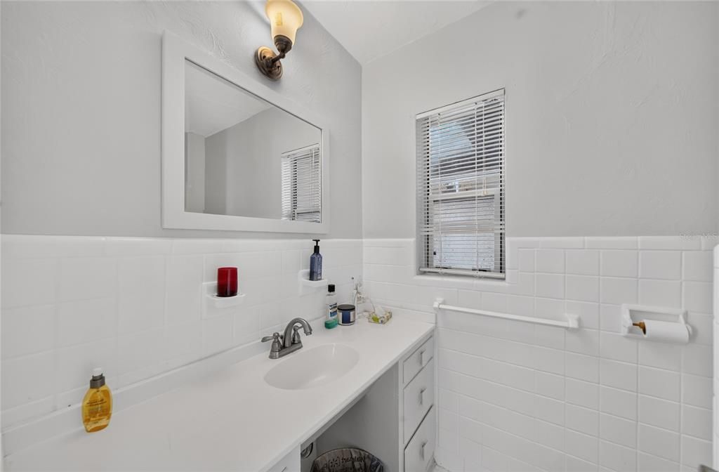 For Sale: $300,000 (3 beds, 2 baths, 1782 Square Feet)