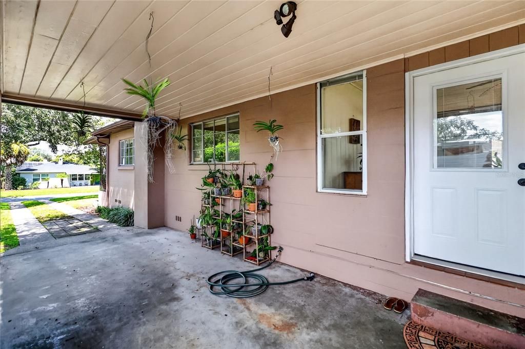 For Sale: $300,000 (3 beds, 2 baths, 1782 Square Feet)
