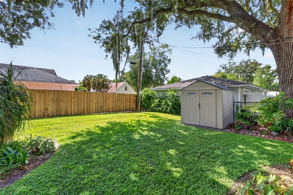 For Sale: $300,000 (3 beds, 2 baths, 1782 Square Feet)