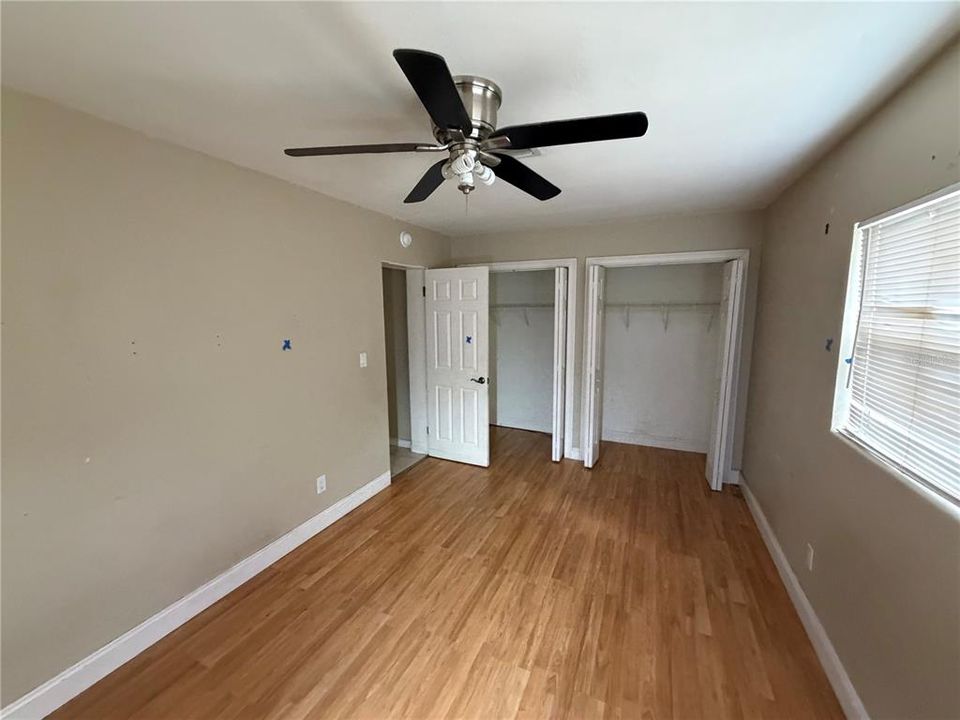 En Venta: $249,900 (4 camas, 2 baños, 1968 Pies cuadrados)