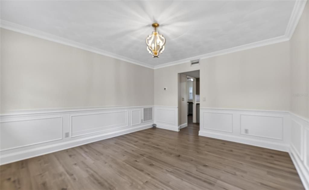 For Sale: $850,000 (4 beds, 3 baths, 3501 Square Feet)