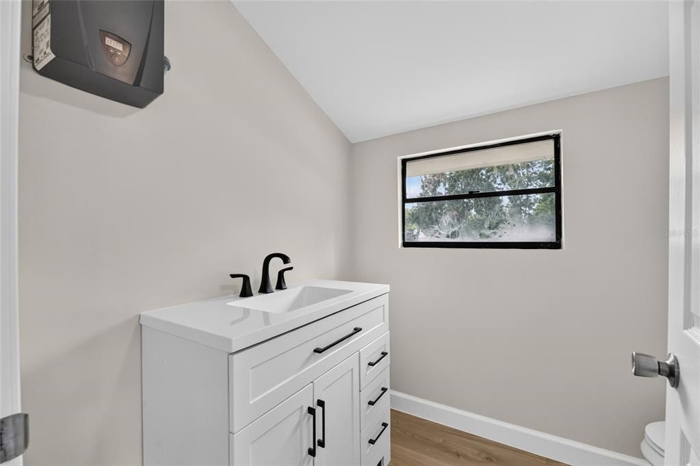 For Sale: $850,000 (4 beds, 3 baths, 3501 Square Feet)
