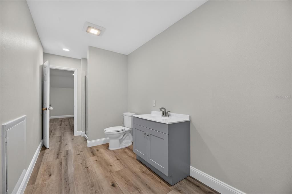 For Sale: $850,000 (4 beds, 3 baths, 3501 Square Feet)