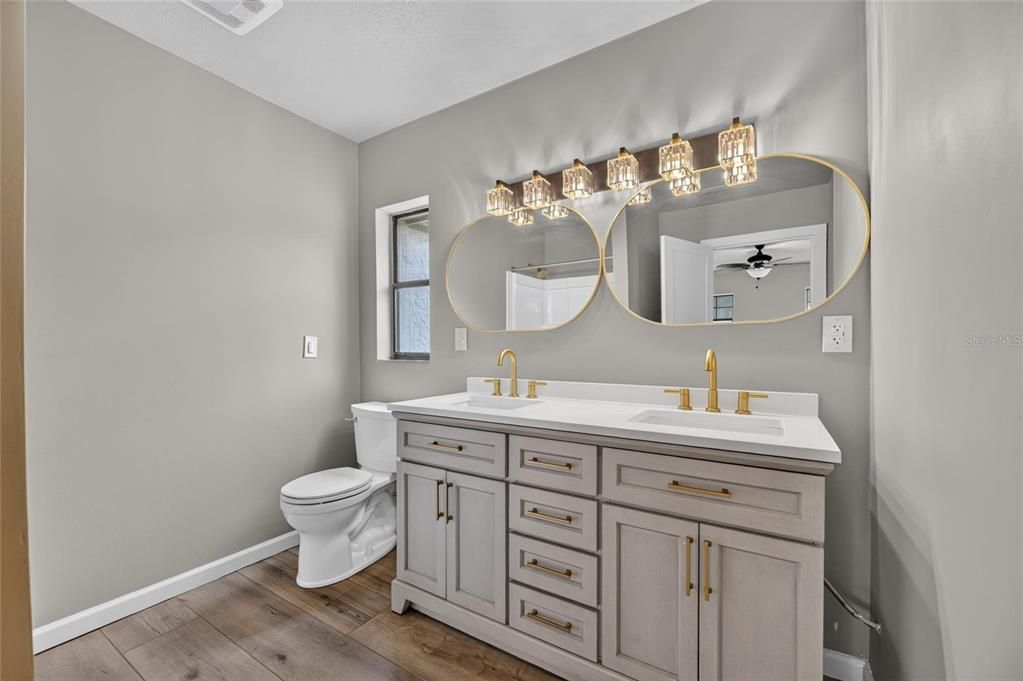 For Sale: $850,000 (4 beds, 3 baths, 3501 Square Feet)