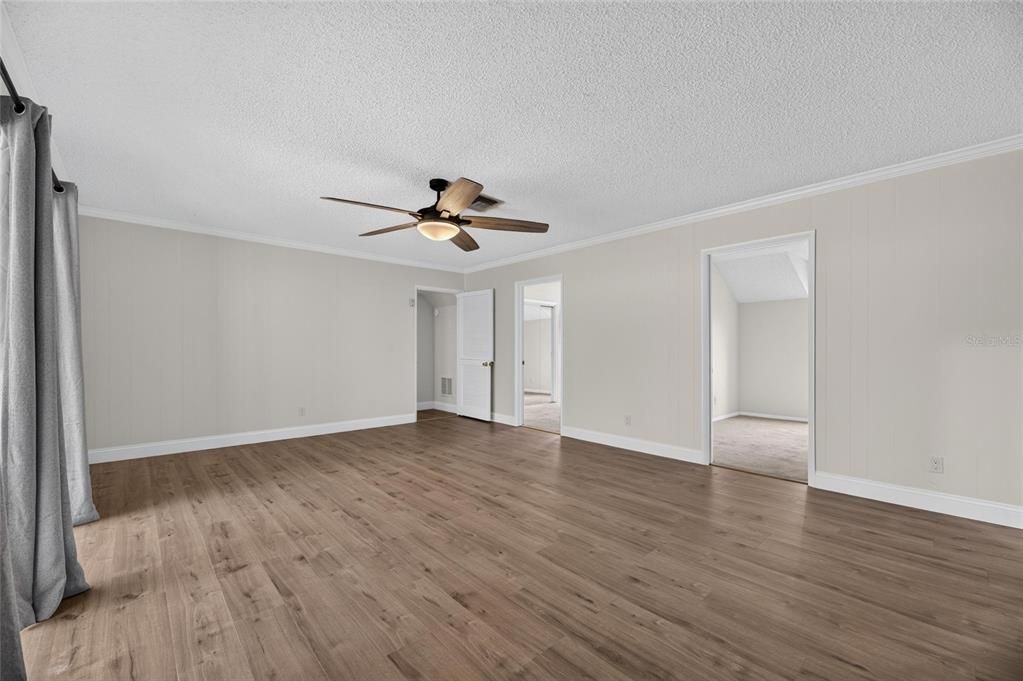 For Sale: $850,000 (4 beds, 3 baths, 3501 Square Feet)