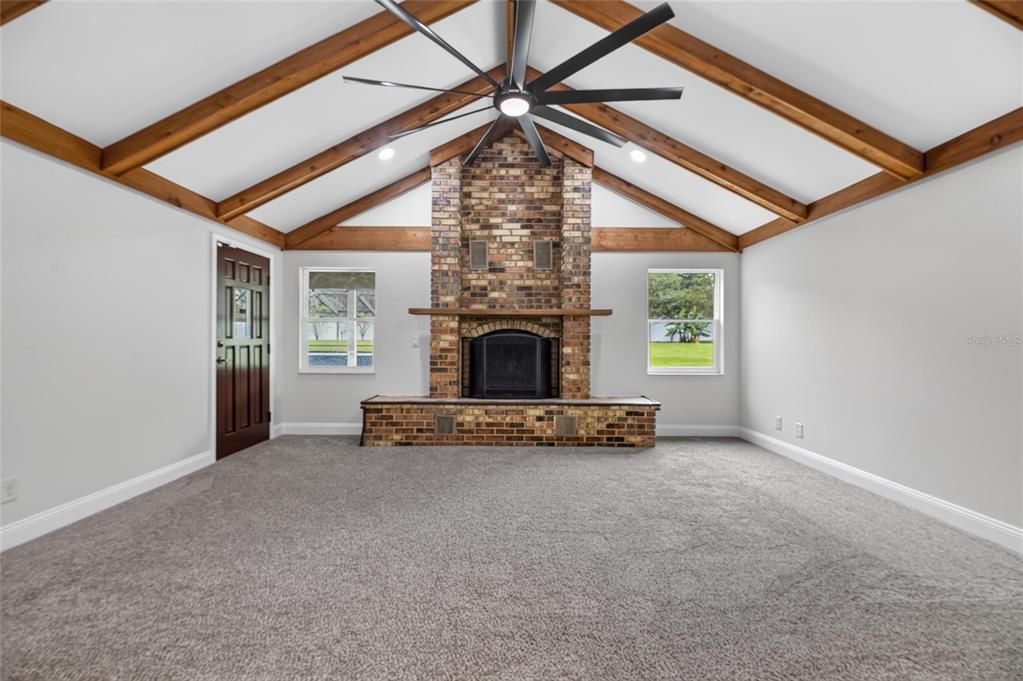 For Sale: $850,000 (4 beds, 3 baths, 3501 Square Feet)