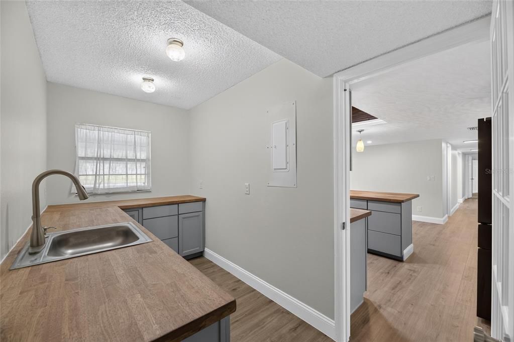 For Sale: $850,000 (4 beds, 3 baths, 3501 Square Feet)