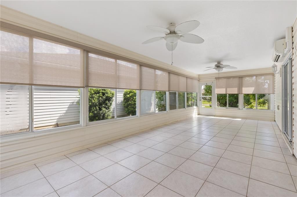 For Sale: $330,000 (3 beds, 2 baths, 1468 Square Feet)
