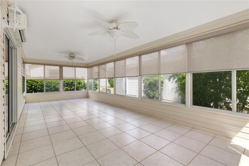 For Sale: $330,000 (3 beds, 2 baths, 1468 Square Feet)