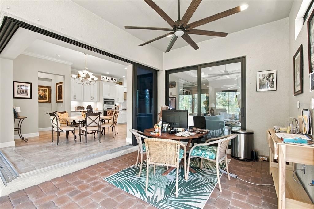 En Venta: $649,999 (3 camas, 2 baños, 2273 Pies cuadrados)