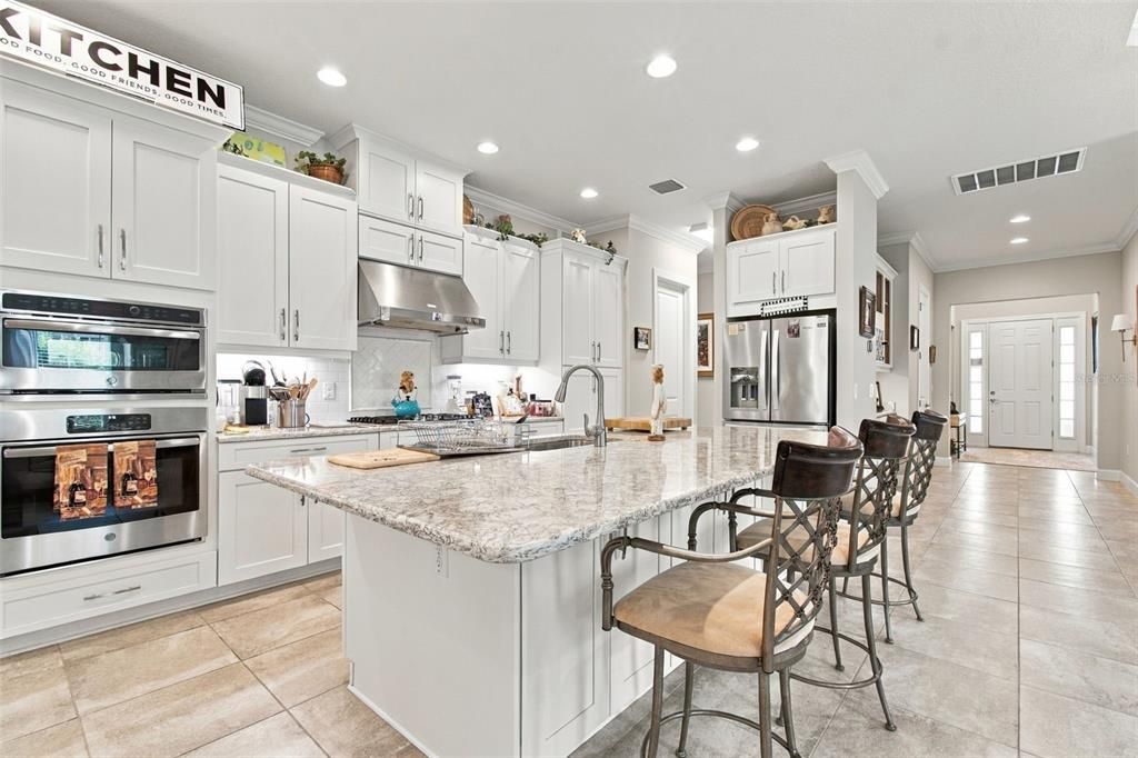 En Venta: $649,999 (3 camas, 2 baños, 2273 Pies cuadrados)