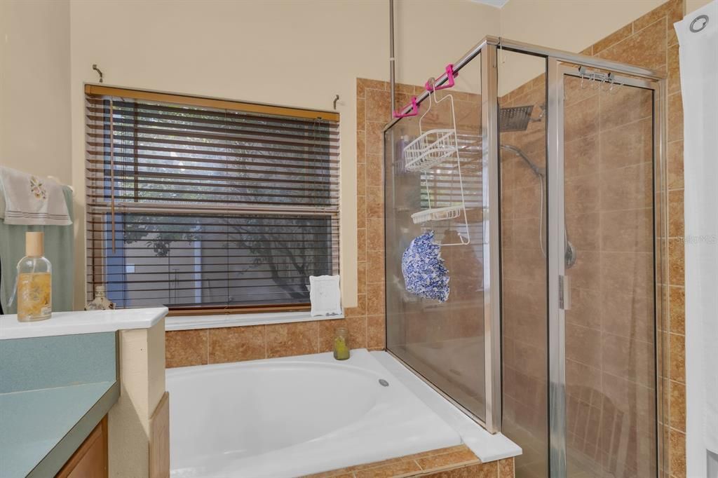 For Sale: $540,000 (4 beds, 2 baths, 2020 Square Feet)