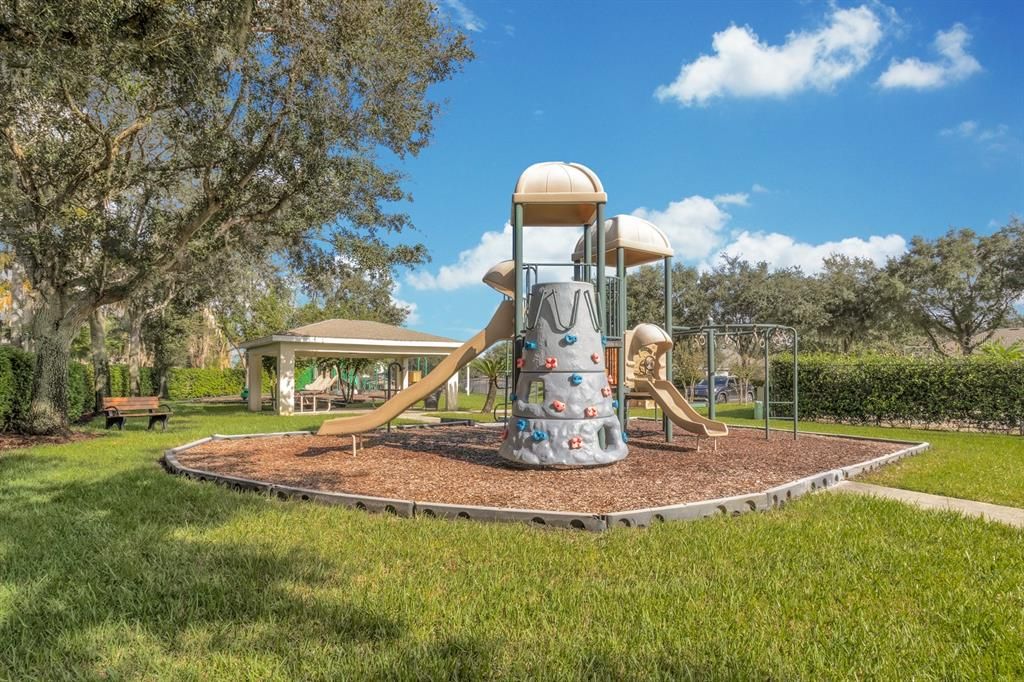 For Sale: $540,000 (4 beds, 2 baths, 2020 Square Feet)