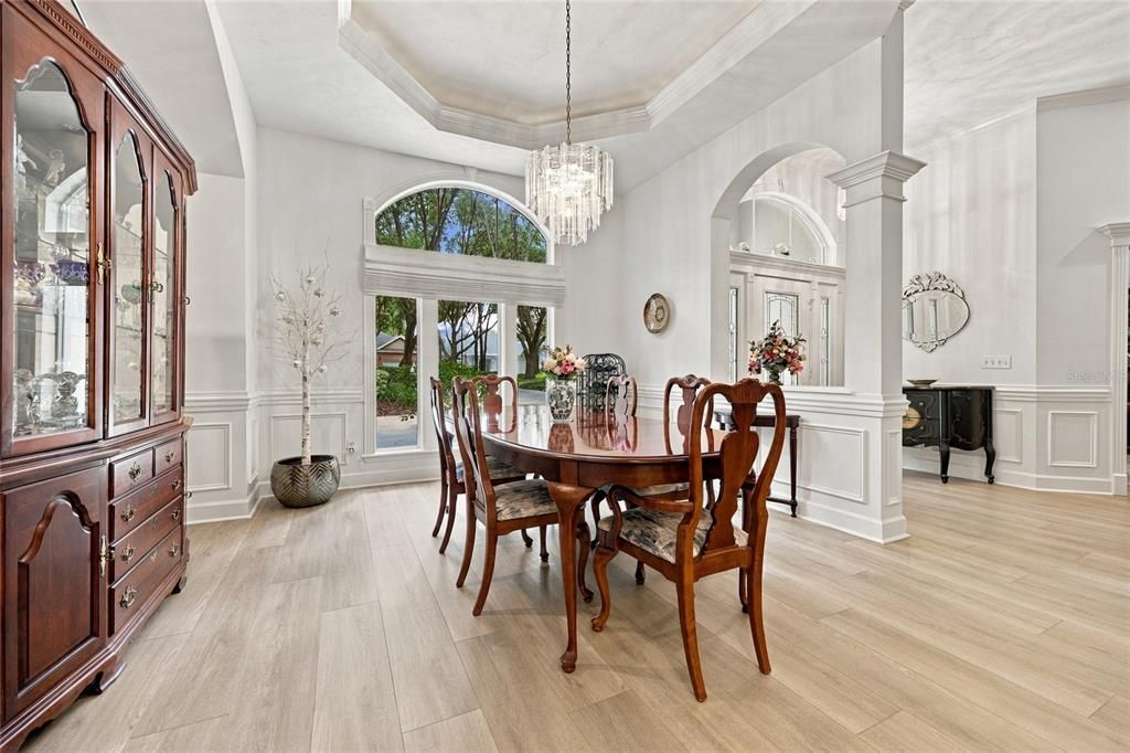 En Venta: $664,900 (3 camas, 2 baños, 2376 Pies cuadrados)