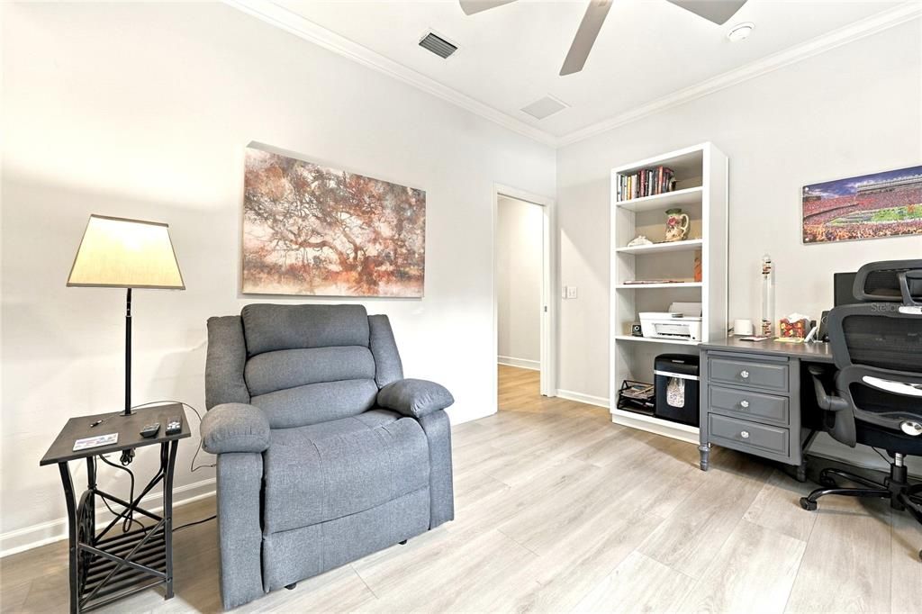 En Venta: $664,900 (3 camas, 2 baños, 2376 Pies cuadrados)